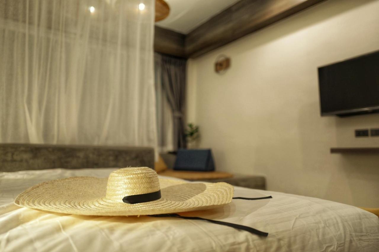 Krung Boutique Hotel Бангкок Екстер'єр фото