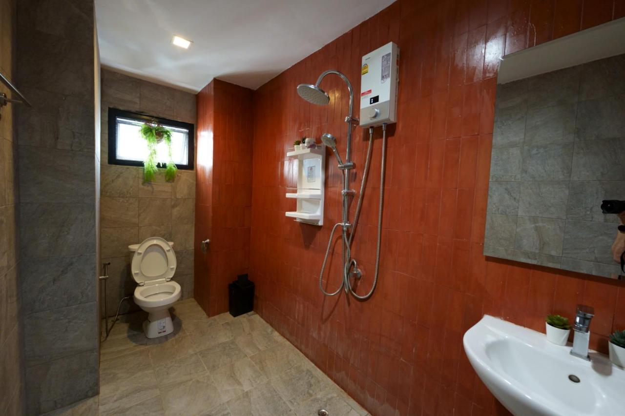 Krung Boutique Hotel Бангкок Екстер'єр фото